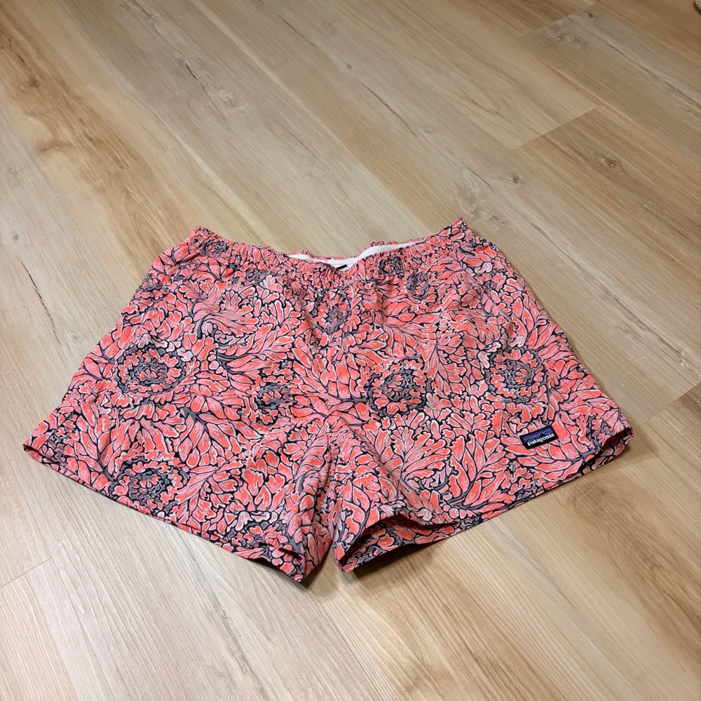 Patagonia Women's Baggies shorts in a pink floral pattern